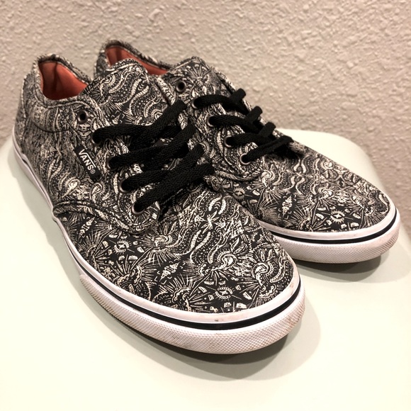 Vans Shoes - Vans paisley print shoes skate sports shoes size 7